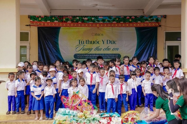 Thẩm mỹ Ethics thực hiện dự án 'Tủ thuốc Y Đức' tại Quảng Trị- Ảnh 2.