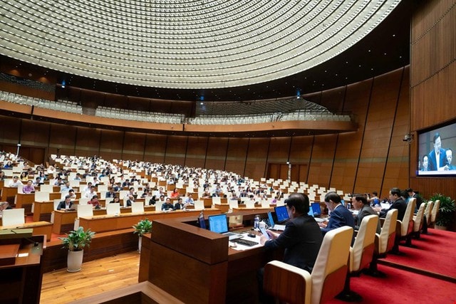 Đại biểu Quốc hội kiến nghị tăng lương cơ sở ngay từ đầu năm 2026- Ảnh 1. Đại biểu Quốc hội kiến nghị tăng lương cơ sở ngay từ đầu năm 2026- Ảnh 1.