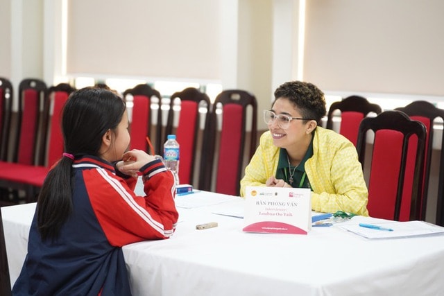 Chính phủ quyết định đưa tiếng Anh thành môn học bắt buộc ngay từ lớp 1- Ảnh 1.