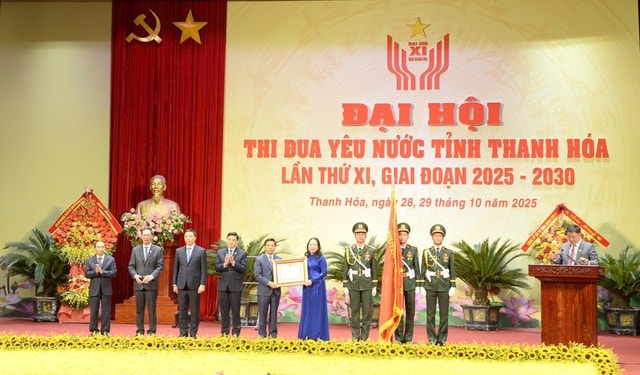 Phó Chủ tịch nước dự Đại hội Thi đua yêu nước tỉnh Thanh Hóa lần thứ XI- Ảnh 7.
