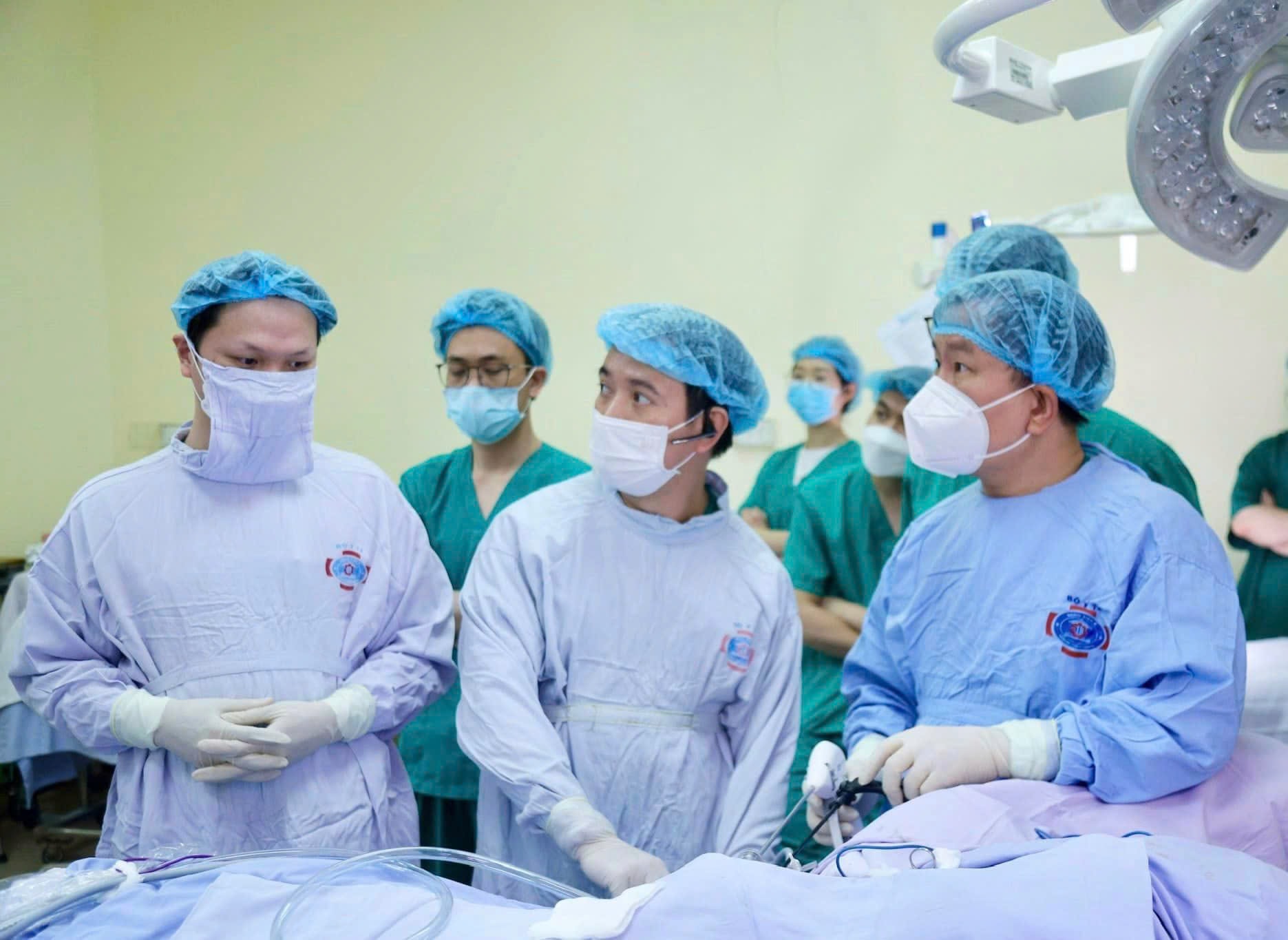 Bác sĩ Bệnh viện K: Ung thư được phát hiện kịp thời, tỷ lệ chữa khỏi có thể lên đến 90%- Ảnh 2. Bác sĩ Bệnh viện K: Ung thư được phát hiện kịp thời, tỷ lệ chữa khỏi có thể lên đến 90%- Ảnh 2.