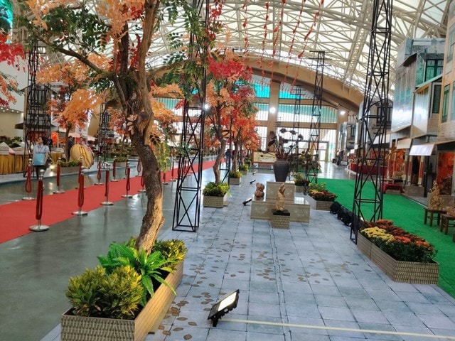 Hơi thở văn hóa trong lòng hội chợ: 'Tinh hoa Thu Hà Nội' – Bản hòa ca giữa truyền thống và đổi mới- Ảnh 4.