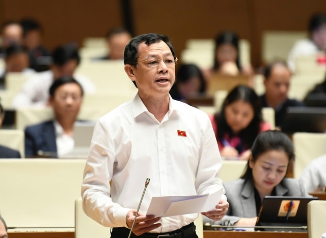 Thứ trưởng Nguyễn Tri Thức đề nghị BHYT chi trả việc đặt chân giả, tay giả cho những người kém may mắn- Ảnh 2.