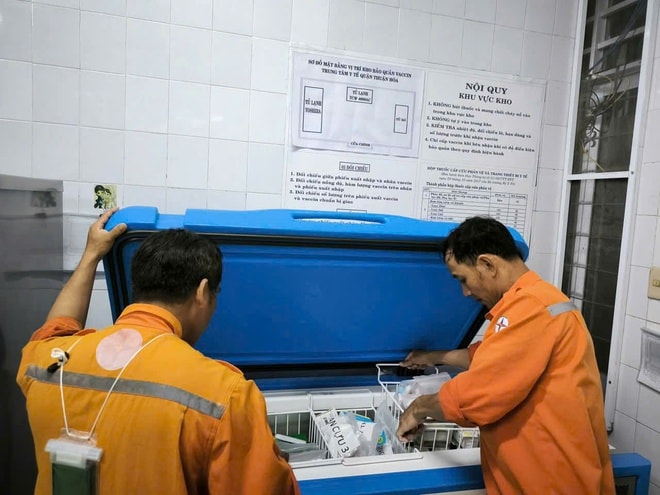 Tình người trong cơn lũ lịch sử- Ảnh 8.