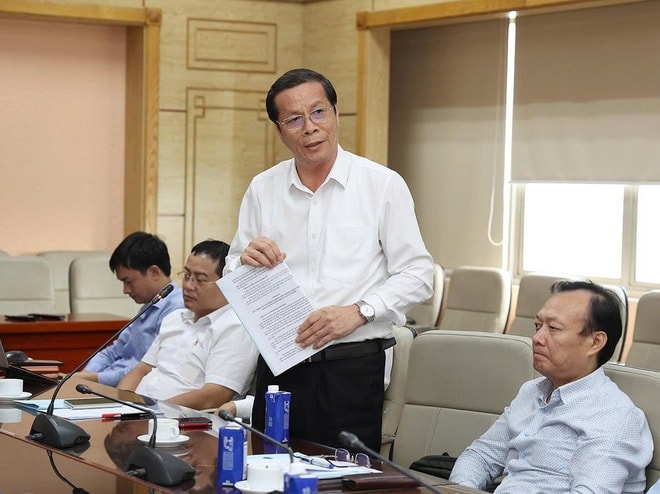 Thứ trưởng Trần Văn Thuấn: Cần hoàn thiện thể chế và quy định pháp luật để bảo vệ an ninh, an toàn cơ sở y tế- Ảnh 5. Thứ trưởng Trần Văn Thuấn: Cần hoàn thiện thể chế và quy định pháp luật để bảo vệ an ninh, an toàn cơ sở y tế- Ảnh 5.