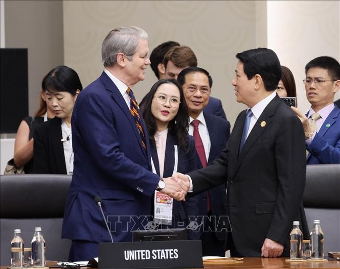 Chủ tịch nước Lương Cường dự Hội nghị Cấp cao APEC lần thứ 32- Ảnh 5.