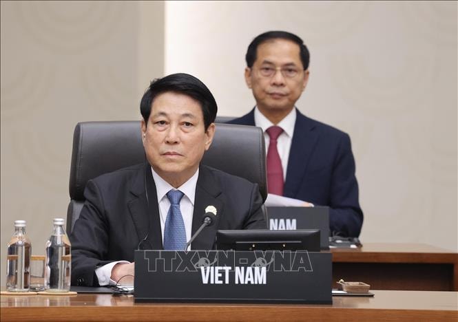 Chủ tịch nước Lương Cường dự Hội nghị Cấp cao APEC lần thứ 32- Ảnh 3.