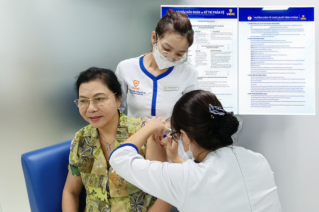 VNVC ký kết với GSK về tăng cường tiếp cận thuốc ung thư, vaccine thế hệ mới và kiến thức sản xuất- Ảnh 3.