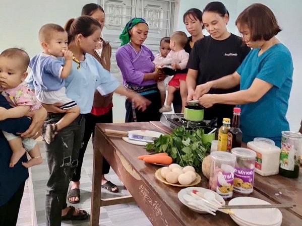 Sức khỏe bà mẹ, trẻ em: Cần phải có trách nhiệm của cả gia đình- Ảnh 2.