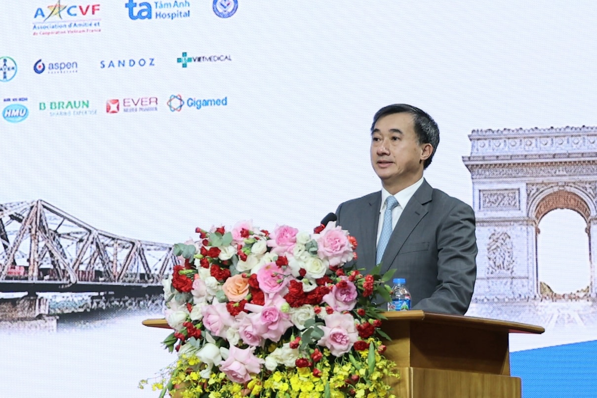 Thứ trưởng Trần Văn Thuấn: Khơi mở thêm những hợp tác mới trong mối quan hệ y tế Pháp-Việt- Ảnh 3. Thứ trưởng Trần Văn Thuấn: Khơi mở thêm những hợp tác mới trong mối quan hệ y tế Pháp-Việt- Ảnh 3.