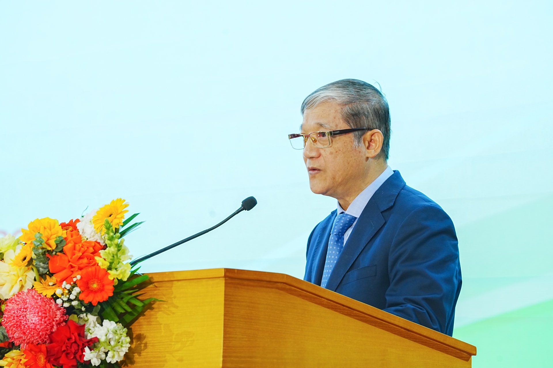 Phát triển đa chuyên khoa sâu để điều trị, chăm sóc toàn diện cho người bệnh- Ảnh 1.