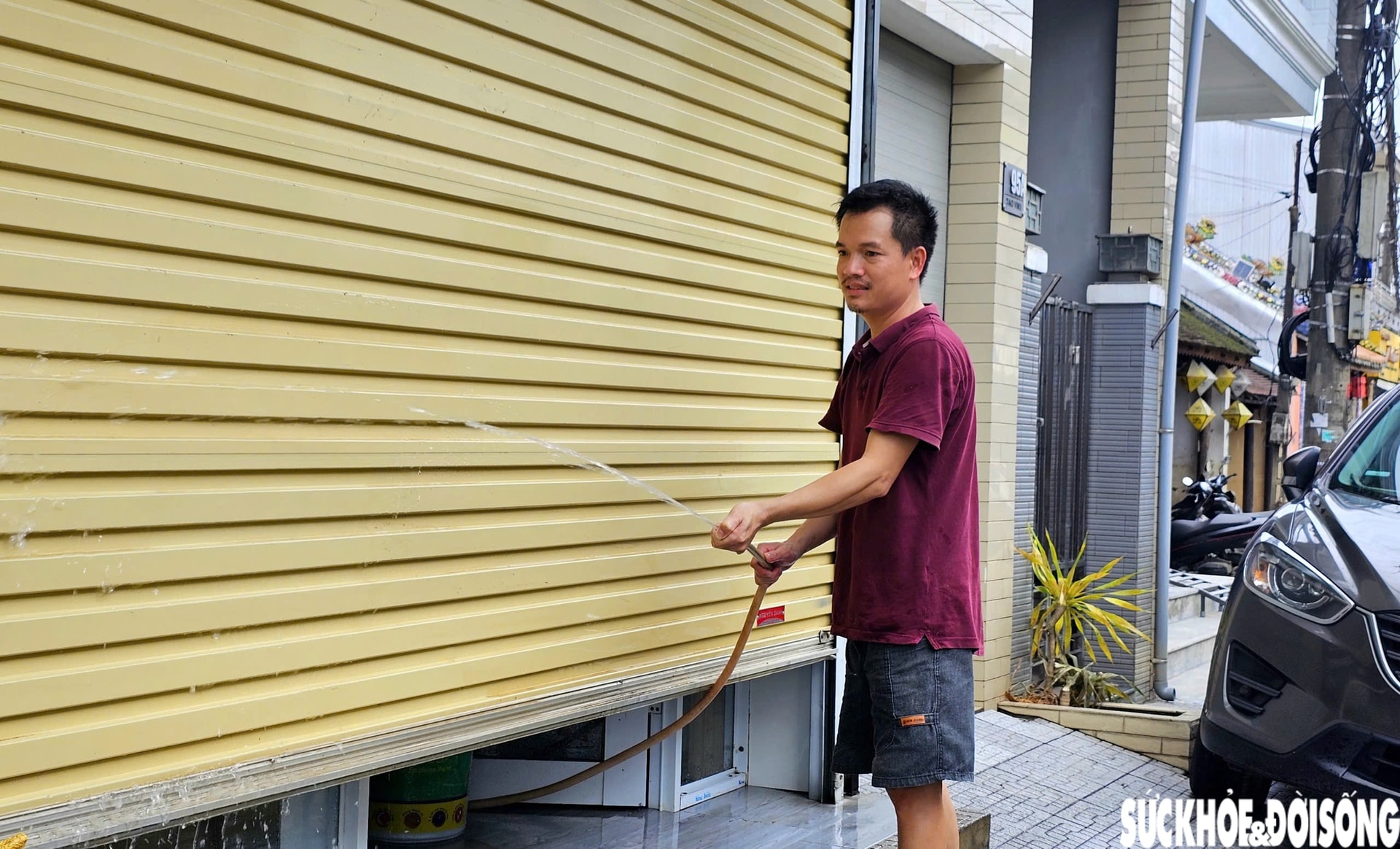 Người dân phố cổ Bao Vinh gượng dậy sau lũ lịch sử- Ảnh 6. Người dân phố cổ Bao Vinh gượng dậy sau lũ lịch sử- Ảnh 6.