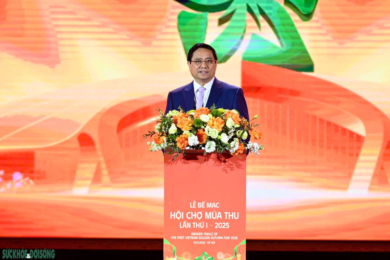 Thủ tướng Phạm Minh Chính dự Lễ bế mạc Hội chợ Mùa Thu lần thứ nhất 2025- Ảnh 2. Thủ tướng Phạm Minh Chính dự Lễ bế mạc Hội chợ Mùa Thu lần thứ nhất 2025- Ảnh 2.