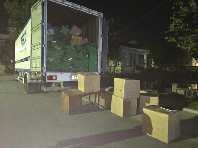 Thu giữ lượng lớn thuốc tây không rõ nguồn gốc trị giá hàng tỷ đồng- Ảnh 1. Thu giữ lượng lớn thuốc tây không rõ nguồn gốc trị giá hàng tỷ đồng- Ảnh 1.