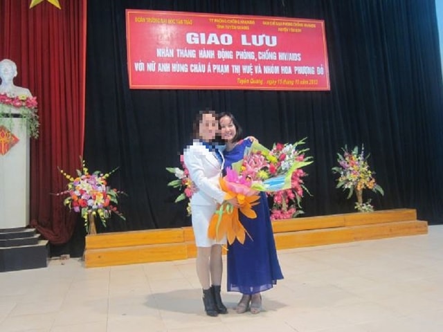 Chuyện của người nhiễm HIV có 