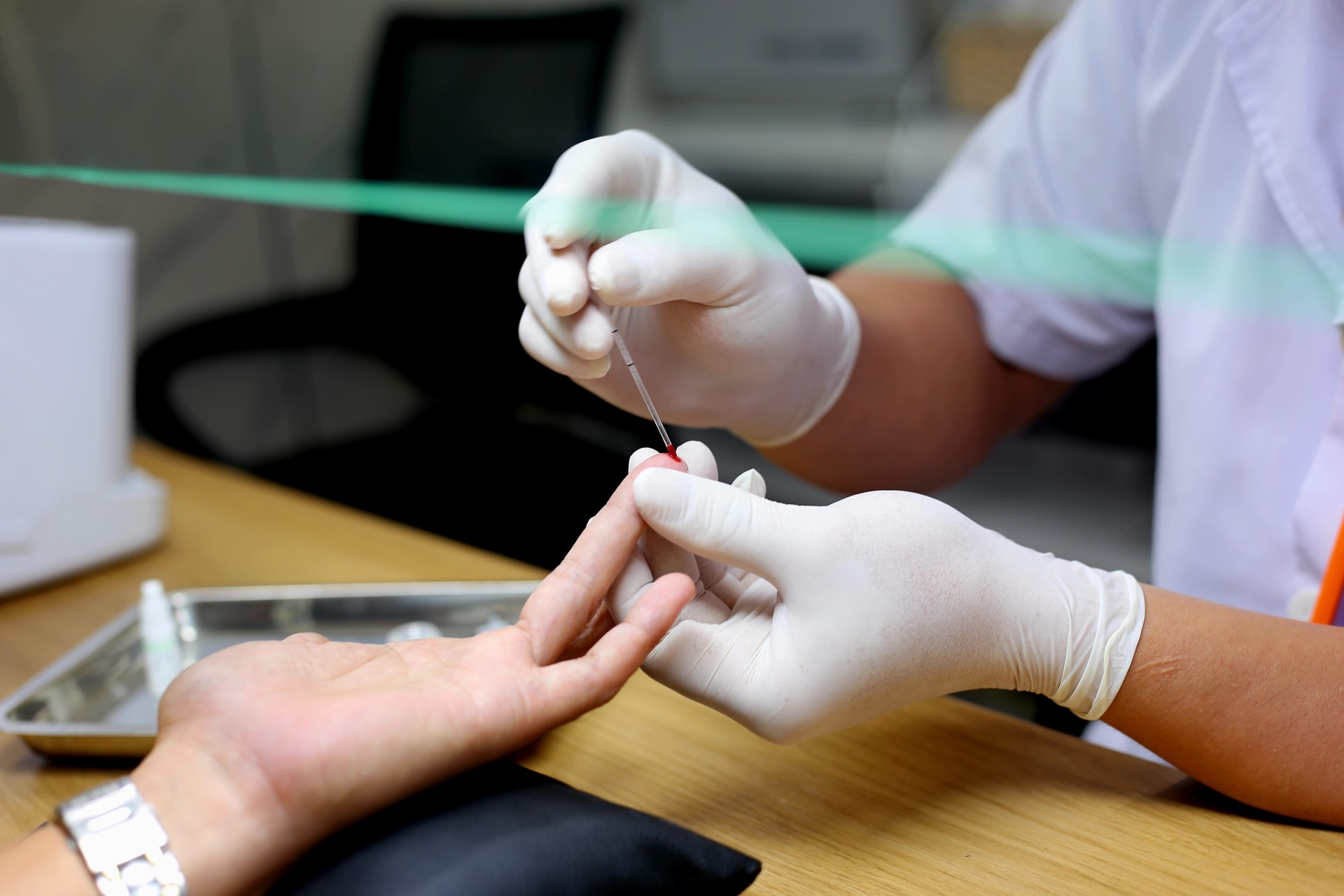 Đồng tính nam nhiễm HIV - Lời người trong cuộc (1): Sau 'lớp vỏ' bình yên...- Ảnh 3. Đồng tính nam nhiễm HIV - Lời người trong cuộc (1): Sau 'lớp vỏ' bình yên...- Ảnh 3.