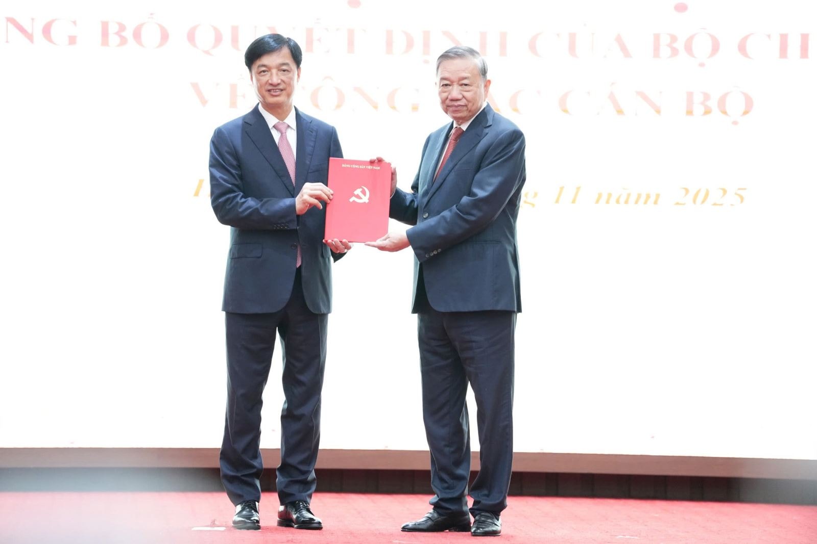 Ông Nguyễn Duy Ngọc giữ chức Bí thư Thành ủy Hà Nội- Ảnh 1.