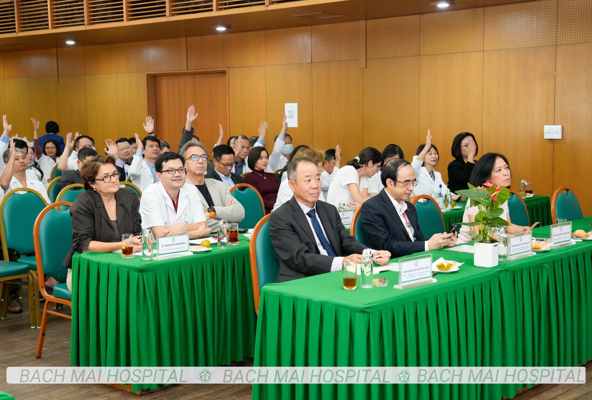 Thúc đẩy hợp tác quốc tế, đưa thương hiệu Bạch Mai hội nhập, phát triển y học nhân văn- Ảnh 4. Thúc đẩy hợp tác quốc tế, đưa thương hiệu Bạch Mai hội nhập, phát triển y học nhân văn- Ảnh 4.