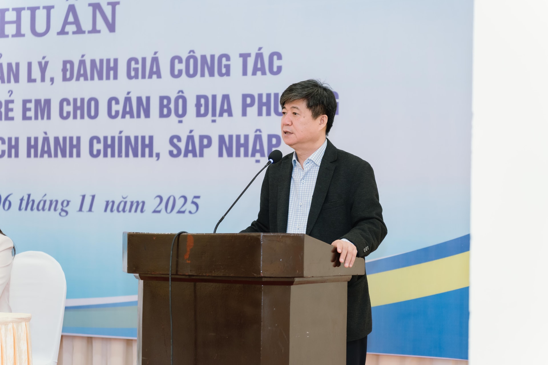 Gần 2.000 trẻ ở nước ta tử vong mỗi năm do đuối nước, cần nhân rộng mô hình dạy kỹ năng bơi an toàn - Ảnh 1. Gần 2.000 trẻ ở nước ta tử vong mỗi năm do đuối nước, cần nhân rộng mô hình dạy kỹ năng bơi an toàn - Ảnh 1.