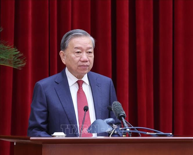 Khai mạc Hội nghị lần thứ 14 Ban Chấp hành Trung ương Đảng khóa XIII- Ảnh 1. Khai mạc Hội nghị lần thứ 14 Ban Chấp hành Trung ương Đảng khóa XIII- Ảnh 1.