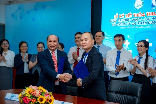 Hợp tác Bepharco – Trường Dược (Đại học Y Dược TP.HCM): Nâng tầm uy tín, khẳng định trách nhiệm với cộng đồng- Ảnh 1.