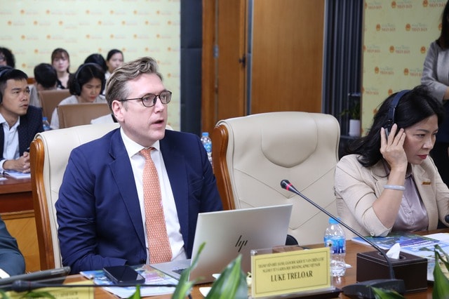 Bảo đảm khả năng tiếp cận thuốc an toàn, hiệu quả, giá hợp lý cho người dân- Ảnh 2. Bảo đảm khả năng tiếp cận thuốc an toàn, hiệu quả, giá hợp lý cho người dân- Ảnh 2.