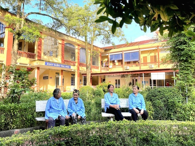 Trung tâm Y tế miền núi xây dựng cơ sở y tế Xanh - Sạch - Đẹp, nâng cao chất lượng phục vụ nhân dân- Ảnh 4. Trung tâm Y tế miền núi xây dựng cơ sở y tế Xanh - Sạch - Đẹp, nâng cao chất lượng phục vụ nhân dân- Ảnh 4.