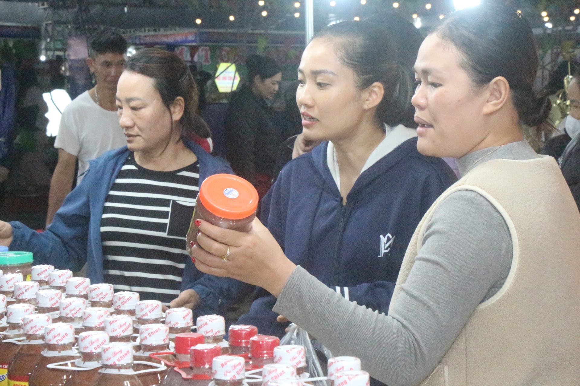 Hội chợ lớn nhất Hải Phòng sau sáp nhập có gì đặc biệt?- Ảnh 8. Hội chợ lớn nhất Hải Phòng sau sáp nhập có gì đặc biệt?- Ảnh 8.