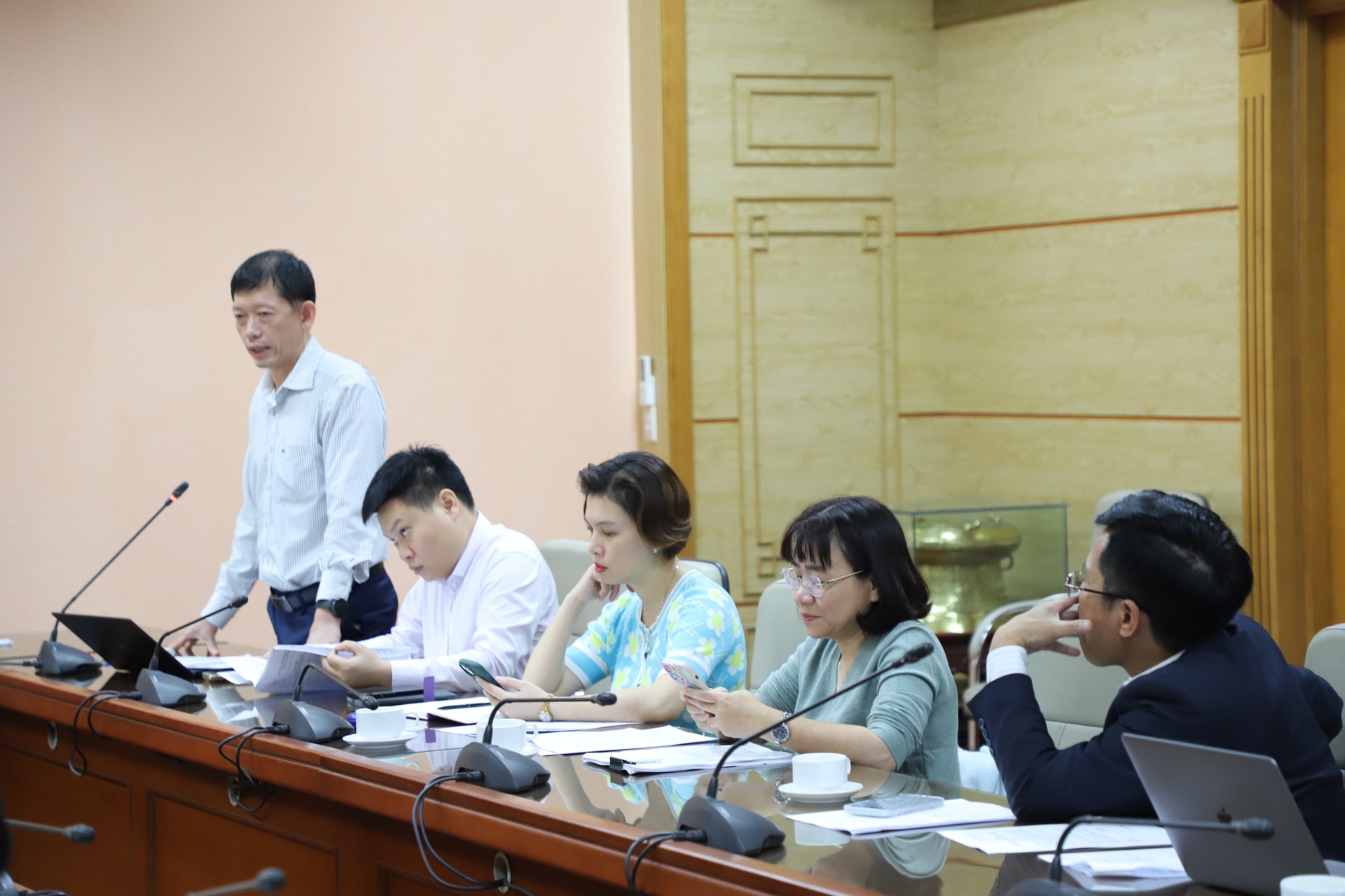 Lấy ý kiến rộng rãi đến y tế xã, phường hướng dẫn khám sàng lọc miễn phí cho người dân- Ảnh 3.