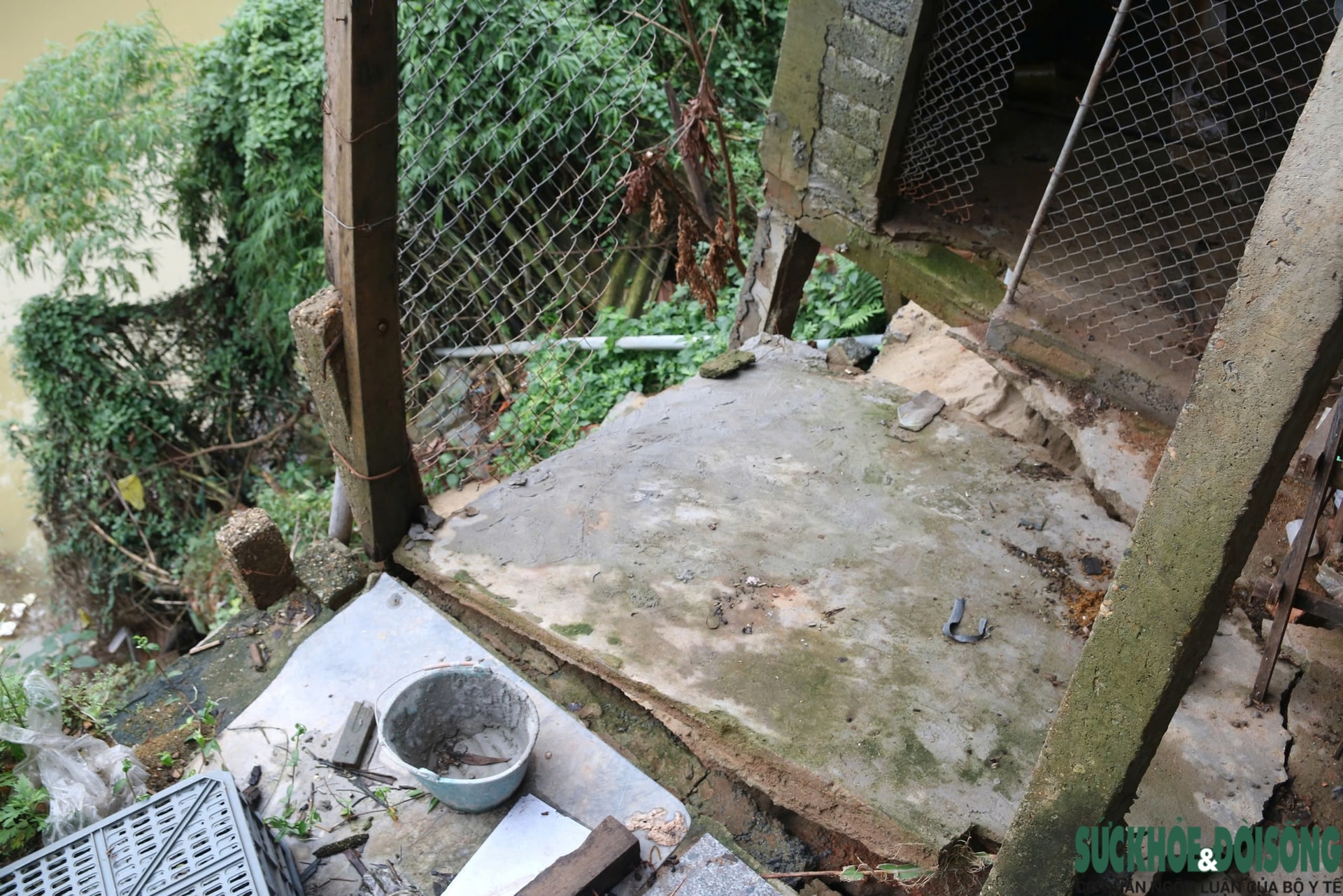 Sạt lở áp sát khu dân cư ở Nghệ An sau hai cơn bão lớn- Ảnh 12.