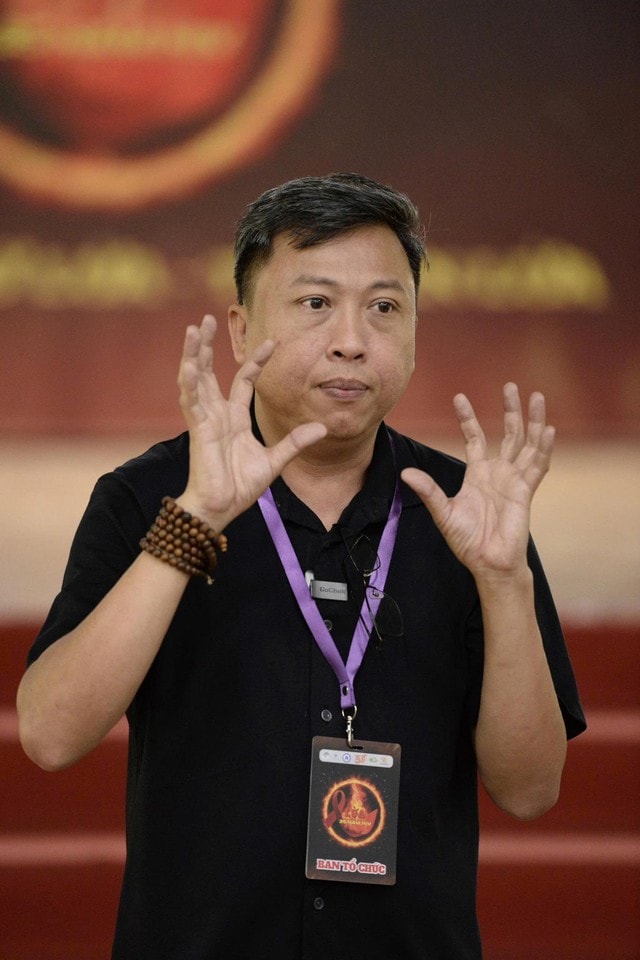 Nguyễn Anh Phong - Đi qua những ám ảnh chỉ còn là động lực đồng hành cùng người nhiễm HIV/AIDS- Ảnh 3. Nguyễn Anh Phong - Đi qua những ám ảnh chỉ còn là động lực đồng hành cùng người nhiễm HIV/AIDS- Ảnh 3.