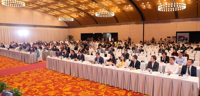 Thứ trưởng Bộ Y tế: Nỗ lực để mỗi người dân được tiếp cận cấp cứu, điều trị đột quỵ trong 'thời gian vàng'- Ảnh 6.