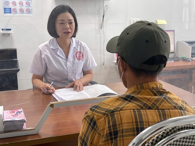 Nữ bác sĩ lặng thầm thắp hy vọng cho những mảnh đời HIV- Ảnh 1.