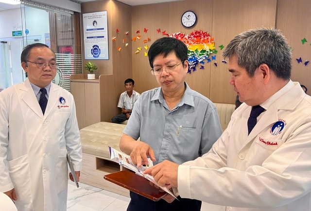 Báo động tình trạng sức khoẻ răng miệng người cao tuổi và trẻ em ở Việt Nam- Ảnh 2.