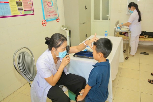 Bác sĩ dùng AI sàng lọc miễn phí bệnh thận mạn và tim mạch cho 1.000 người dân Ninh Bình- Ảnh 3.