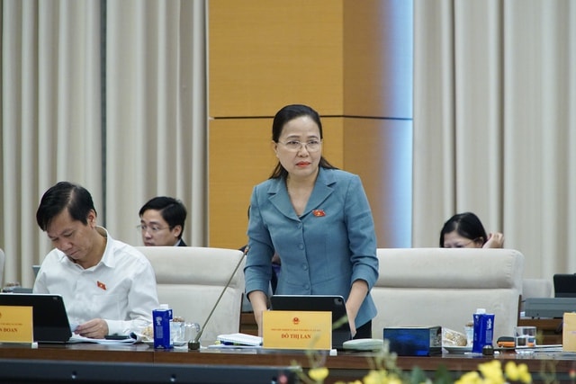 Đại biểu Quốc hội: Cần cơ chế đặc thù về tiền lương, phụ cấp cho nhân viên y tế- Ảnh 4.