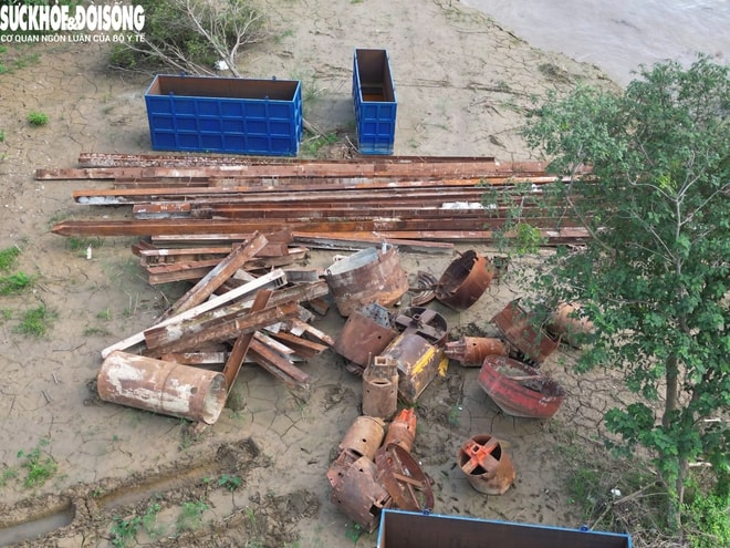 Khu vực xây dựng cầu Trần Hưng Đạo sau 1 tháng thi công- Ảnh 4. Khu vực xây dựng cầu Trần Hưng Đạo sau 1 tháng thi công- Ảnh 4.