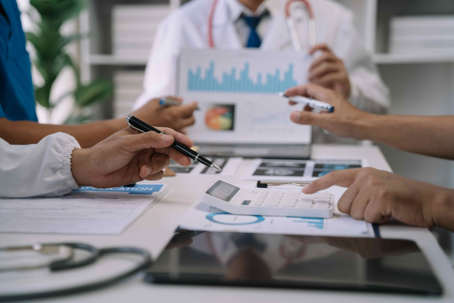 Mua bán – Sáp nhập (M&A) cho ngành y tế Việt Nam và vấn đề pháp lý cần lưu ý- Ảnh 2.