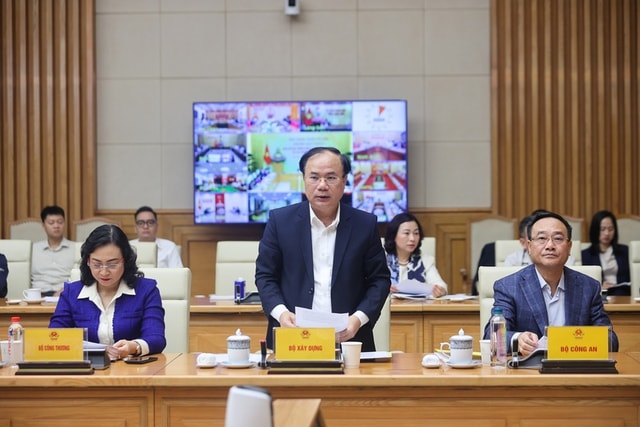 Thủ tướng: Không để người dân mất thời gian, công sức và bị lừa đảo khi tiếp cận nhà ở xã hội- Ảnh 3.