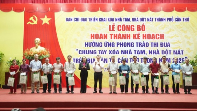 Cần Thơ đầu tư cho y tế, giáo dục: Nền tảng giảm nghèo bền vững- Ảnh 1. Cần Thơ đầu tư cho y tế, giáo dục: Nền tảng giảm nghèo bền vững- Ảnh 1.