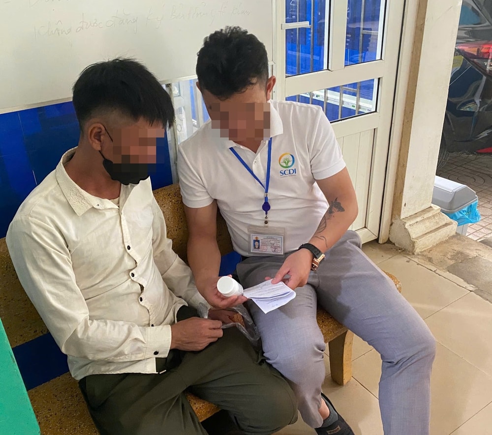 Từ mặc cảm đến sẻ chia (1): Những đồng đẳng viên viết tiếp hành trình sống tích cực với HIV- Ảnh 8. Từ mặc cảm đến sẻ chia (1): Những đồng đẳng viên viết tiếp hành trình sống tích cực với HIV- Ảnh 8.