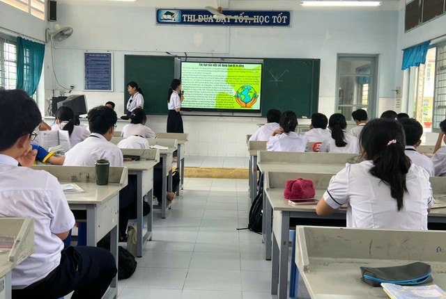 Đổi mới ra đề Ngữ văn: Từ học thuộc sang tư duy sáng tạo- Ảnh 1.