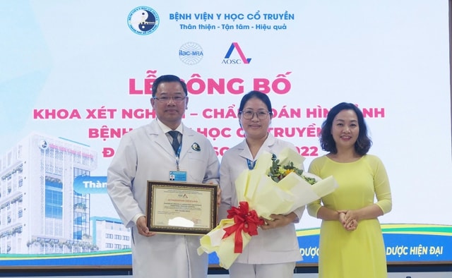 Bệnh viện y học cổ truyền đầu tiên của Việt Nam đạt chứng nhận ISO 15189:2022- Ảnh 1. Bệnh viện y học cổ truyền đầu tiên của Việt Nam đạt chứng nhận ISO 15189:2022- Ảnh 1.