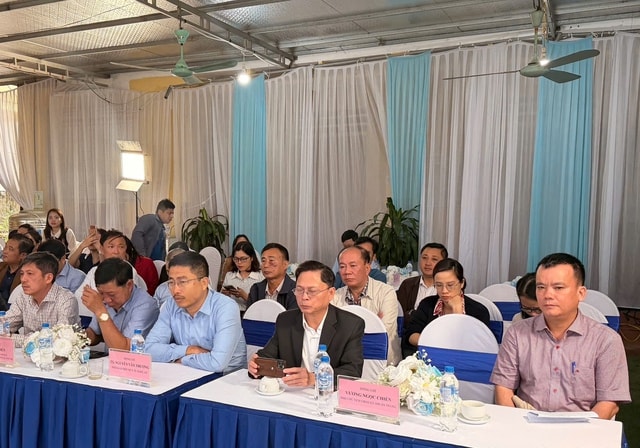 Diễn tập xử trí tình huống đám cưới ở Nghệ An có hơn 100 người tham dự xảy ra ngộ độc thực phẩm- Ảnh 1. Diễn tập xử trí tình huống đám cưới ở Nghệ An có hơn 100 người tham dự xảy ra ngộ độc thực phẩm- Ảnh 1.