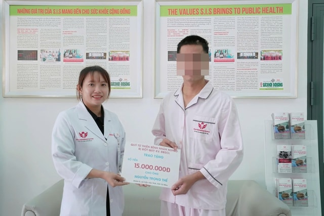 Thầy giáo trẻ bị đột quỵ được cứu sống trong gang tấc- Ảnh 2.