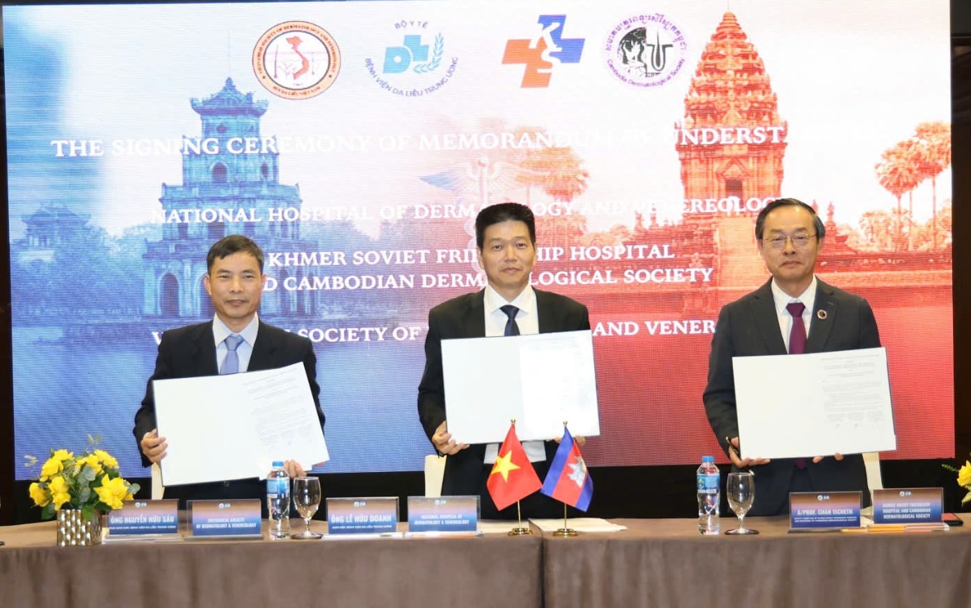 Chuyên ngành da liễu chuyển đổi số mạnh mẽ, nhiều công nghệ hiện đại nâng cao chất lượng điều trị- Ảnh 4. Chuyên ngành da liễu chuyển đổi số mạnh mẽ, nhiều công nghệ hiện đại nâng cao chất lượng điều trị- Ảnh 4.