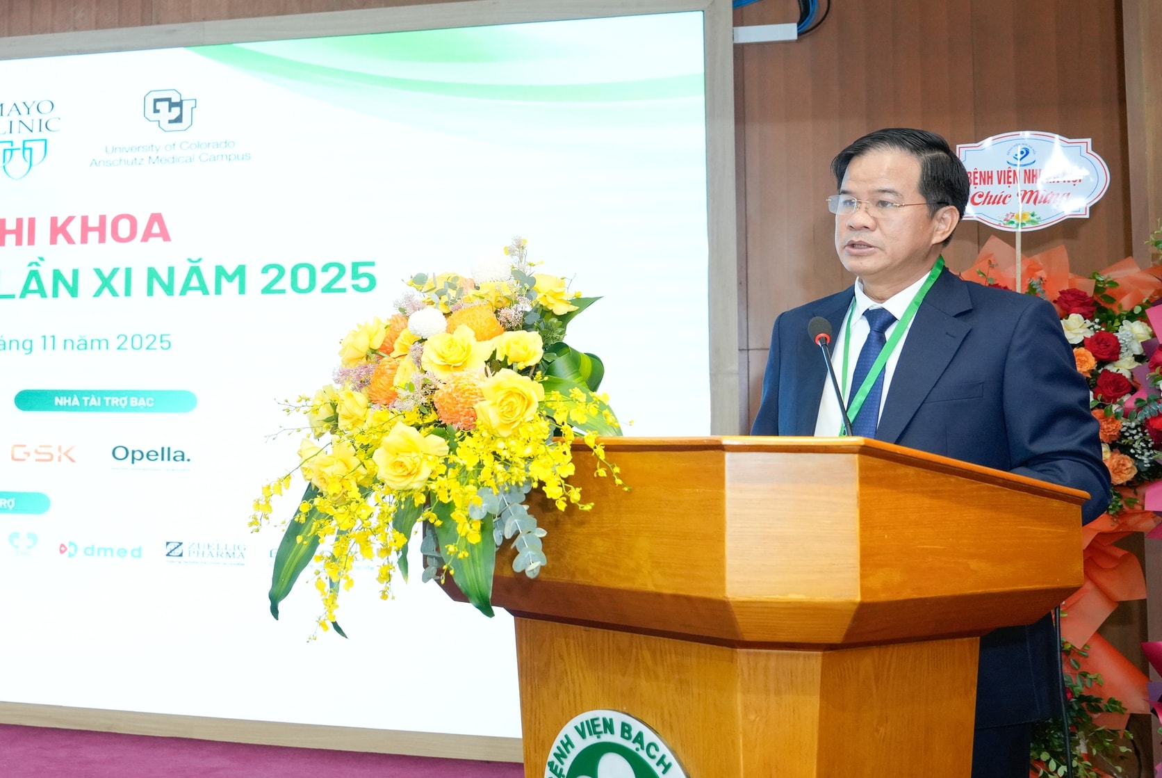 Giao mùa trẻ mắc cúm, phế cầu gia tăng, nhiều ca biến chứng viêm phổi- Ảnh 1. Giao mùa trẻ mắc cúm, phế cầu gia tăng, nhiều ca biến chứng viêm phổi- Ảnh 1.