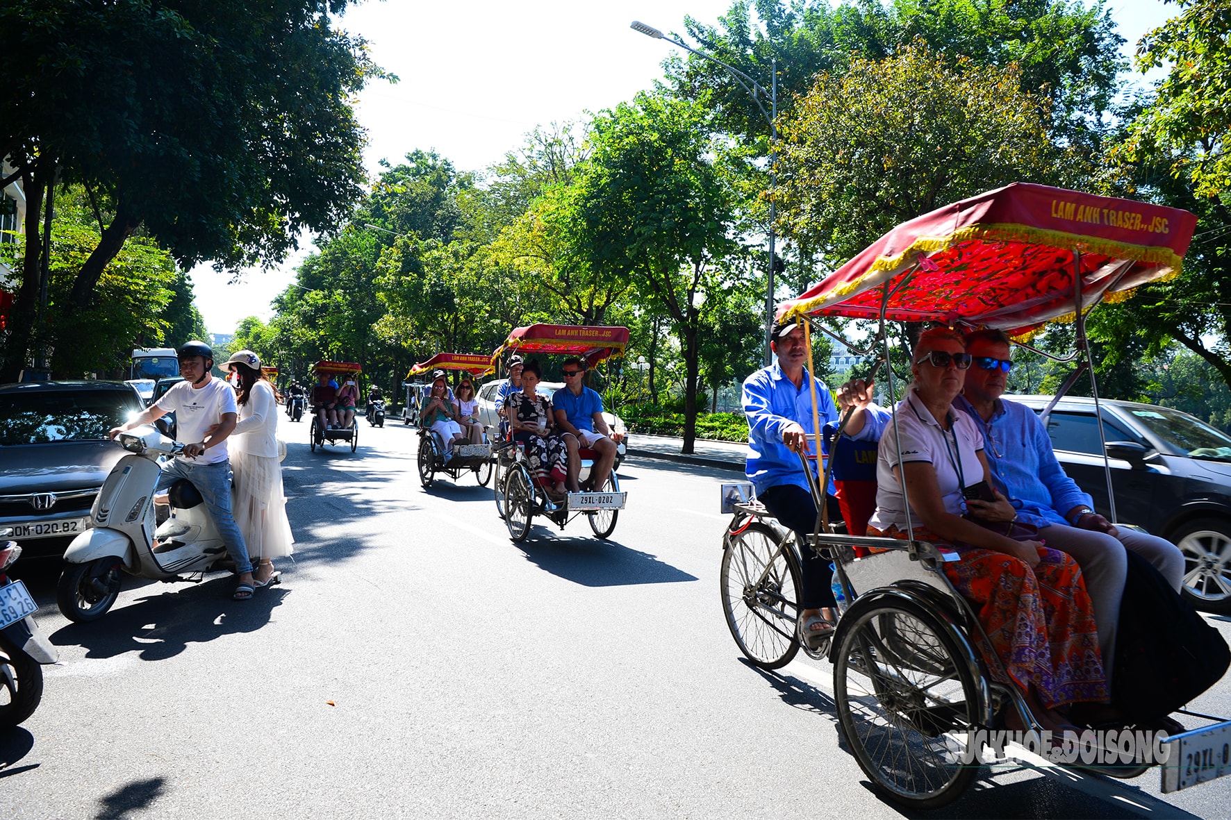 Các hộ dân sống ở ngõ nhỏ trên đất vàng hồ Gươm trước ngày di dời- Ảnh 2. Các hộ dân sống ở ngõ nhỏ trên đất vàng hồ Gươm trước ngày di dời- Ảnh 2.
