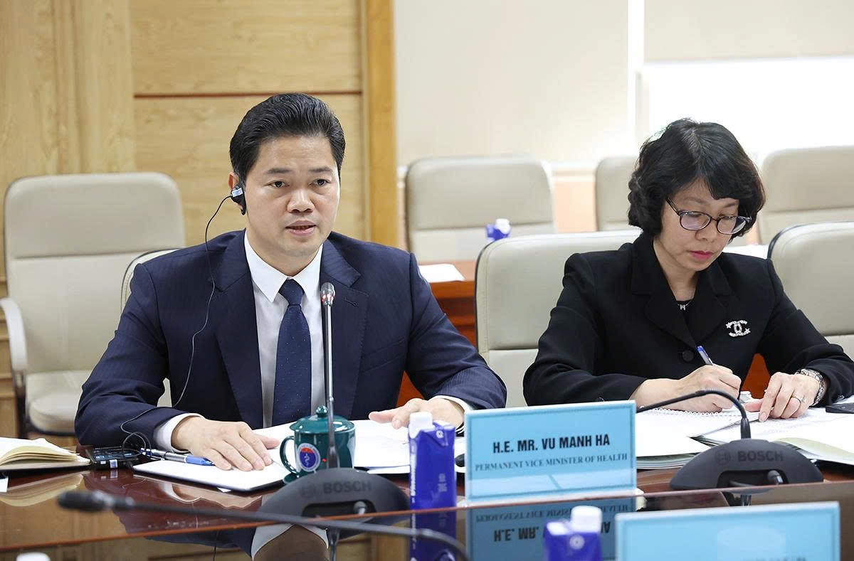 Thứ trưởng Thường trực Bộ Y tế Vũ Mạnh Hà tiếp, làm việc với EuroCham và Pharma Group- Ảnh 2. Thứ trưởng Thường trực Bộ Y tế Vũ Mạnh Hà tiếp, làm việc với EuroCham và Pharma Group- Ảnh 2.