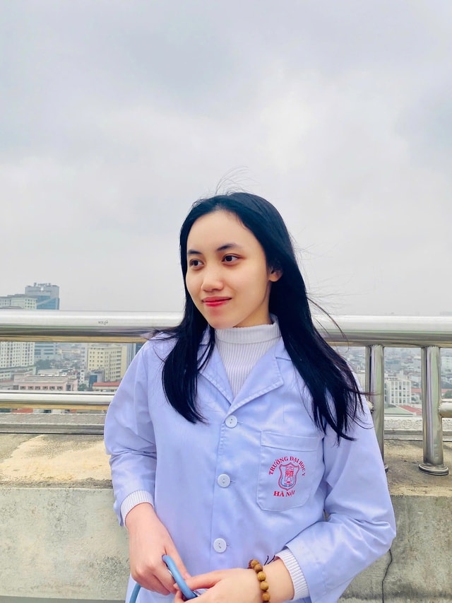 Thủ khoa Trường Đại học Y Hà Nội được UBND TP Hà Nội tặng Bằng khen- Ảnh 1.